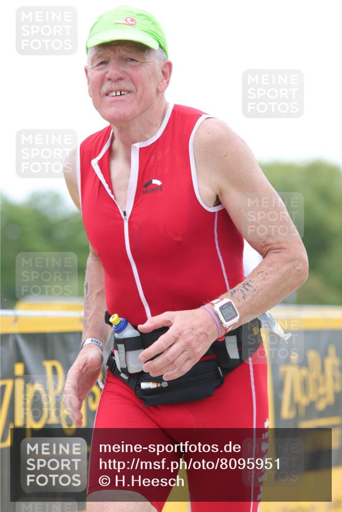22.06.2025 - Viking Triathlon H.Heesch http://msf.ph/oto/8095951 22.06.2025 15:30:47 Laufen 160, 269 meine-sportfotos.de