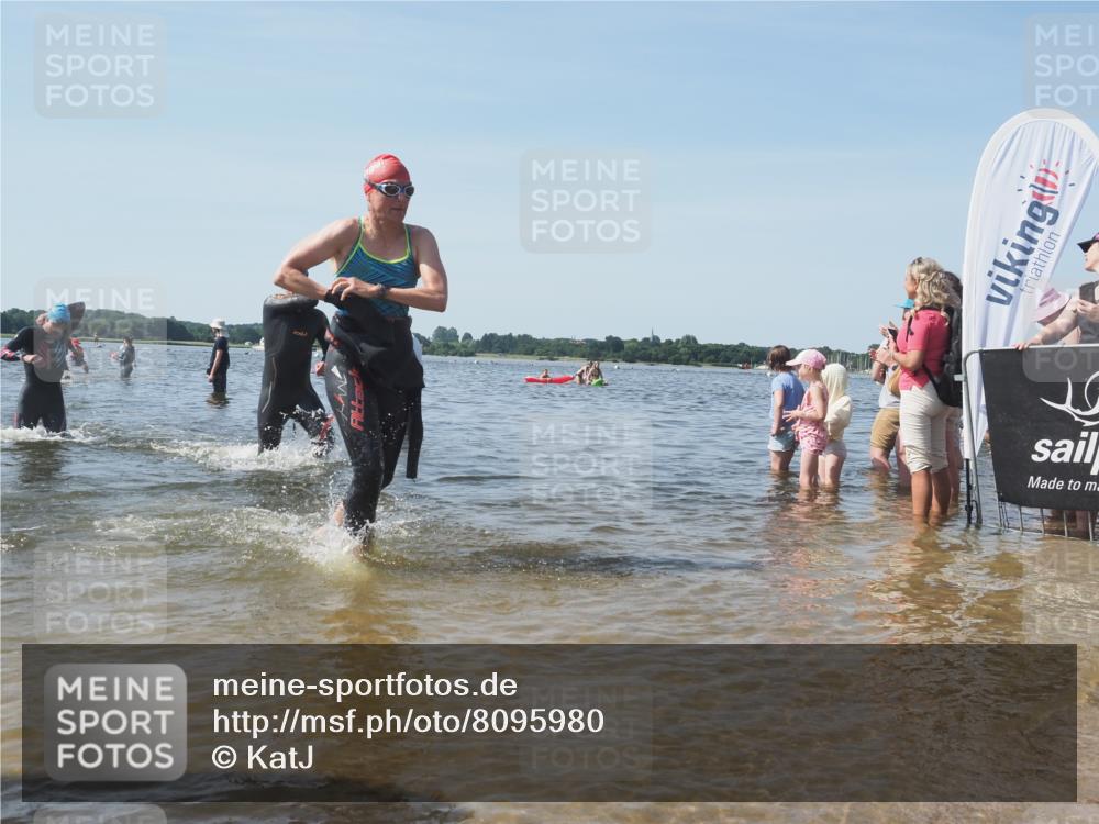 22.06.2025 - Viking Triathlon KatJ http://msf.ph/oto/8095980 22.06.2025 10:30:55 Schwimmen 45, 162, 347, 352, 444, 510, 630 meine-sportfotos.de
