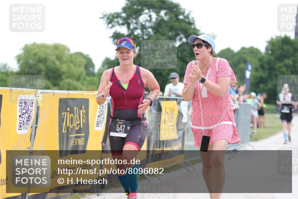 22.06.2025 - Viking Triathlon H.Heesch http://msf.ph/oto/8096082 22.06.2025 16:11:33 Laufen 547 meine-sportfotos.de