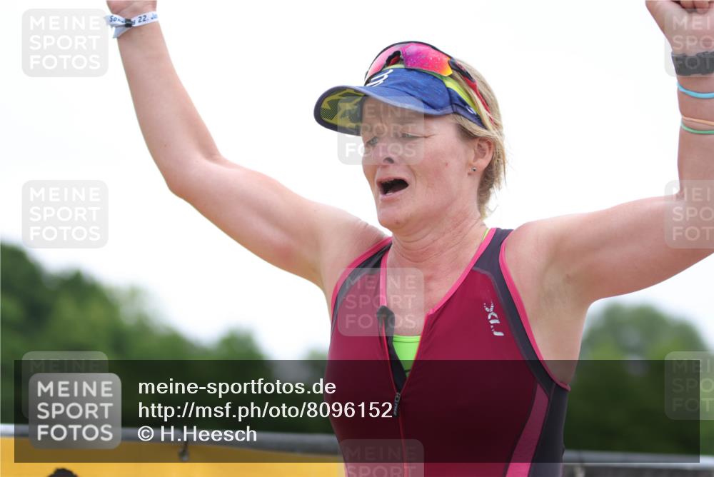 22.06.2025 - Viking Triathlon H.Heesch http://msf.ph/oto/8096152 22.06.2025 16:11:35 Laufen 547 meine-sportfotos.de