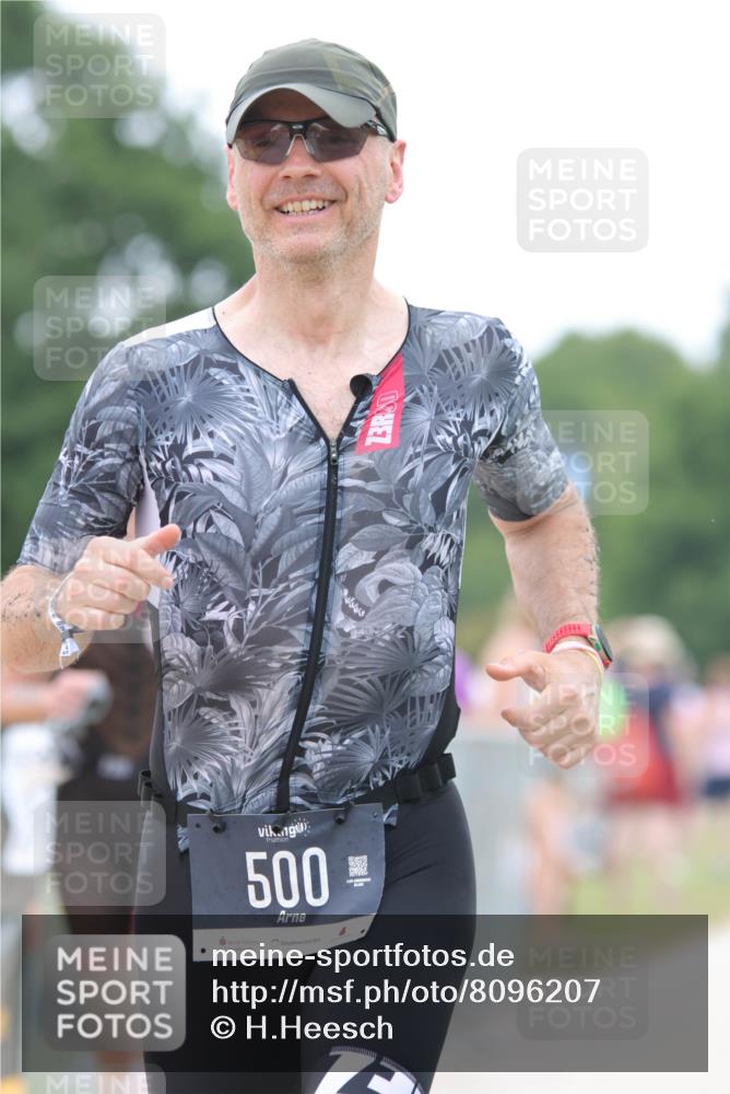22.06.2025 - Viking Triathlon H.Heesch http://msf.ph/oto/8096207 22.06.2025 15:31:05 Laufen 425, 500 meine-sportfotos.de