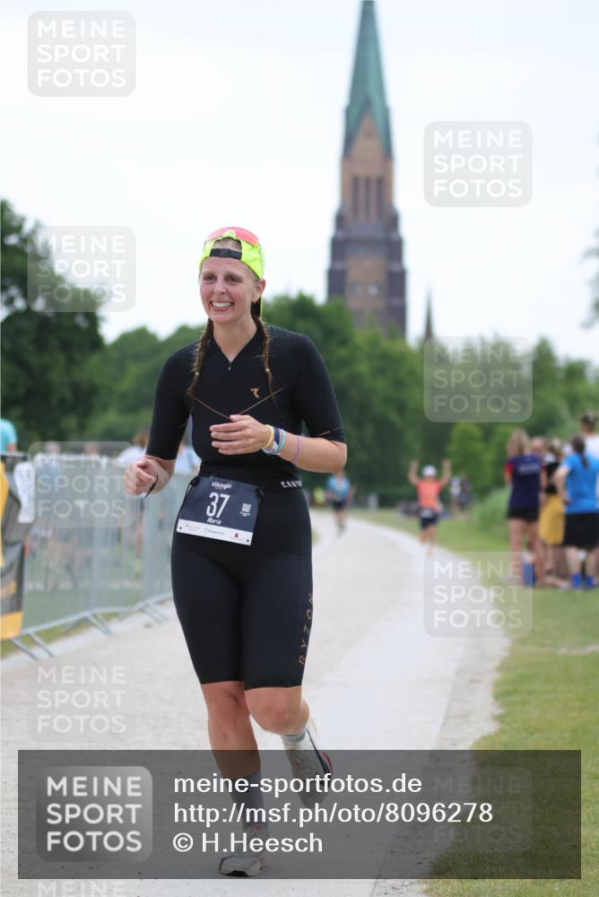 22.06.2025 - Viking Triathlon H.Heesch http://msf.ph/oto/8096278 22.06.2025 16:12:58 Laufen 37 meine-sportfotos.de