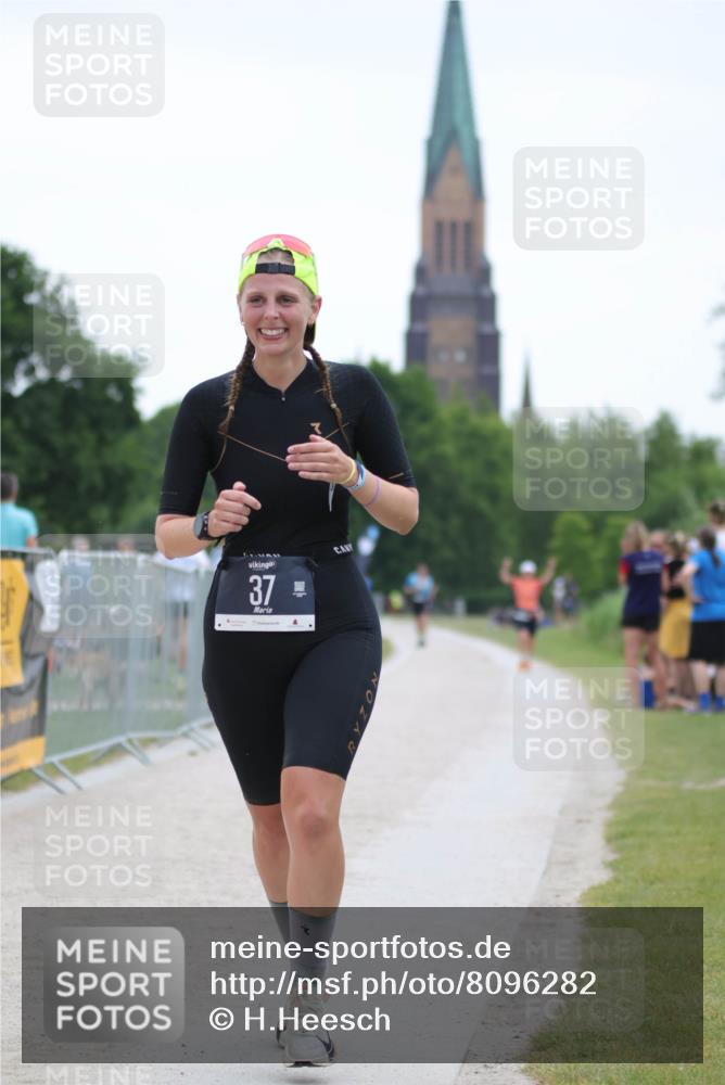 22.06.2025 - Viking Triathlon H.Heesch http://msf.ph/oto/8096282 22.06.2025 16:12:58 Laufen 37 meine-sportfotos.de