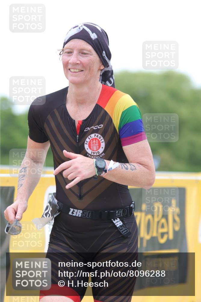 22.06.2025 - Viking Triathlon H.Heesch http://msf.ph/oto/8096288 22.06.2025 15:31:07 Laufen 425, 500 meine-sportfotos.de