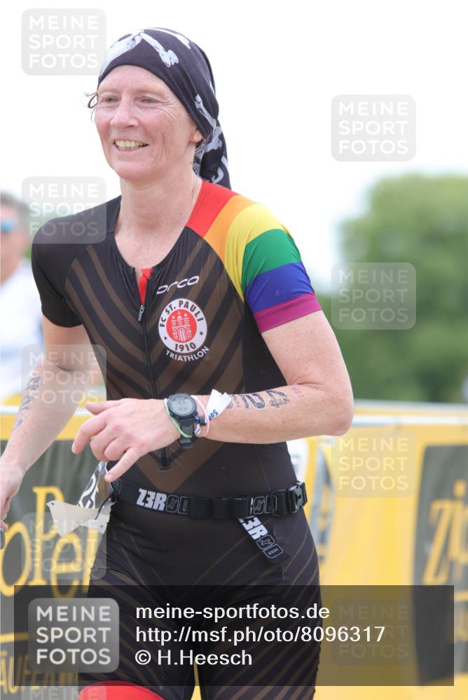22.06.2025 - Viking Triathlon H.Heesch http://msf.ph/oto/8096317 22.06.2025 15:31:07 Laufen 425, 500 meine-sportfotos.de
