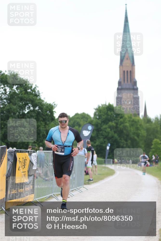 22.06.2025 - Viking Triathlon H.Heesch http://msf.ph/oto/8096350 22.06.2025 16:13:16 Laufen 130, 467 meine-sportfotos.de