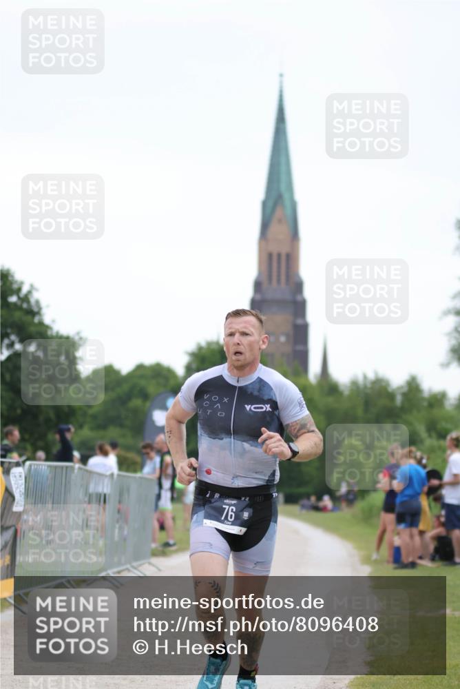 22.06.2025 - Viking Triathlon H.Heesch http://msf.ph/oto/8096408 22.06.2025 16:13:28 Laufen 76 meine-sportfotos.de