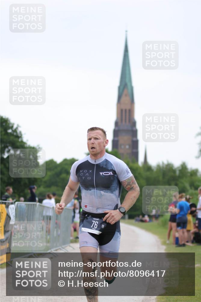 22.06.2025 - Viking Triathlon H.Heesch http://msf.ph/oto/8096417 22.06.2025 16:13:29 Laufen 76 meine-sportfotos.de
