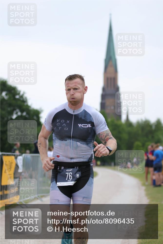 22.06.2025 - Viking Triathlon H.Heesch http://msf.ph/oto/8096435 22.06.2025 16:13:29 Laufen 76 meine-sportfotos.de