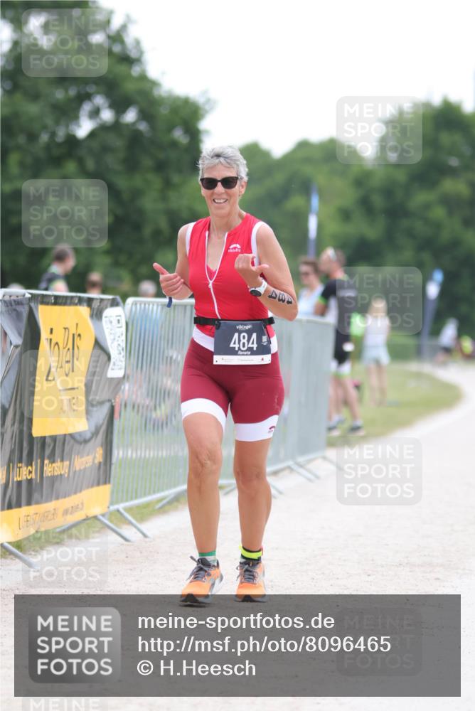 22.06.2025 - Viking Triathlon H.Heesch http://msf.ph/oto/8096465 22.06.2025 16:14:12 Laufen 484 meine-sportfotos.de