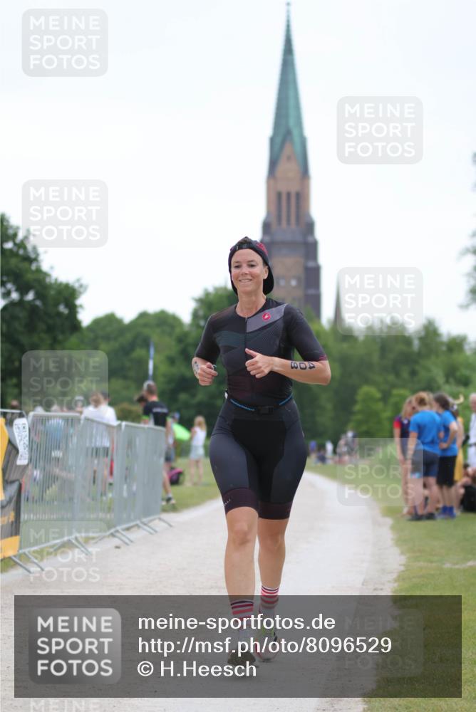 22.06.2025 - Viking Triathlon H.Heesch http://msf.ph/oto/8096529 22.06.2025 16:14:32 Laufen 408 meine-sportfotos.de
