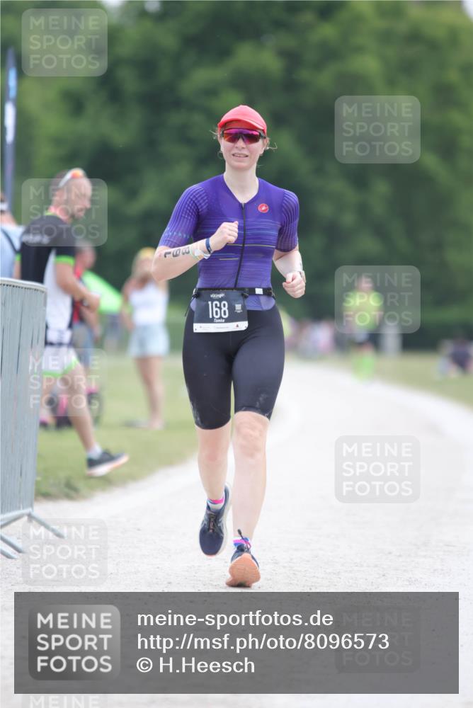 22.06.2025 - Viking Triathlon H.Heesch http://msf.ph/oto/8096573 22.06.2025 16:16:02 Laufen 168 meine-sportfotos.de