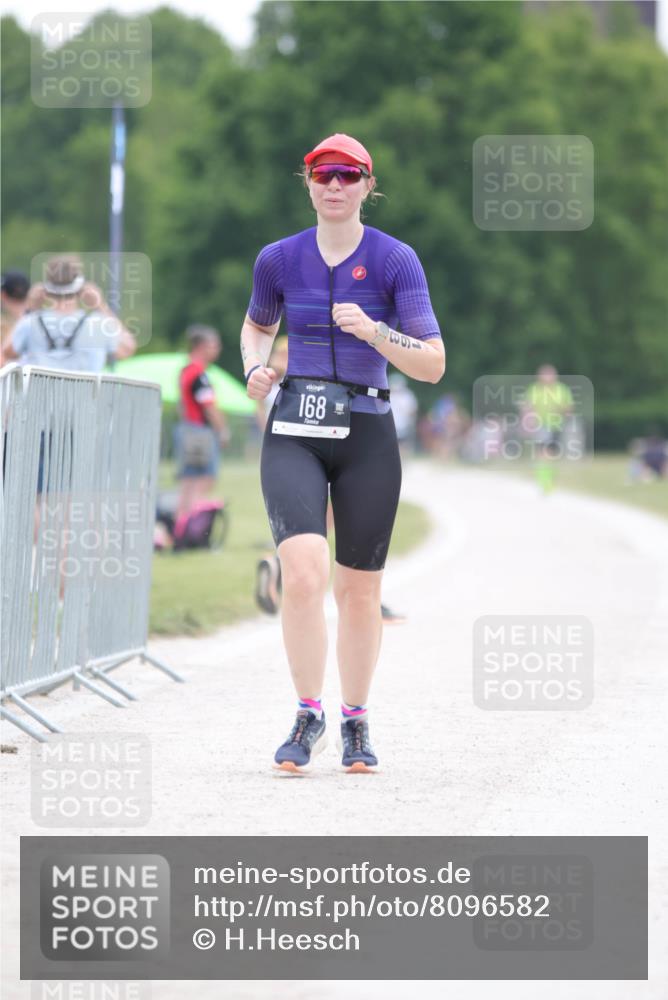 22.06.2025 - Viking Triathlon H.Heesch http://msf.ph/oto/8096582 22.06.2025 16:16:03 Laufen 168 meine-sportfotos.de