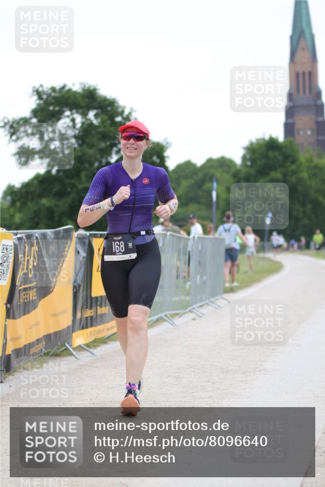 22.06.2025 - Viking Triathlon H.Heesch http://msf.ph/oto/8096640 22.06.2025 16:16:07 Laufen 168 meine-sportfotos.de