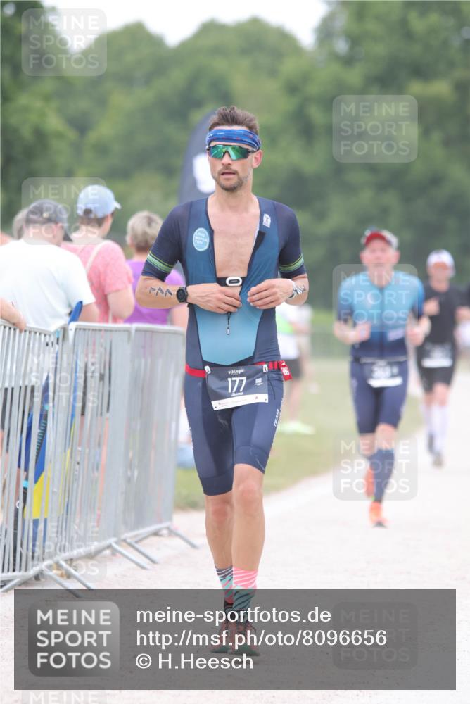 22.06.2025 - Viking Triathlon H.Heesch http://msf.ph/oto/8096656 22.06.2025 15:32:05 Laufen 177 meine-sportfotos.de