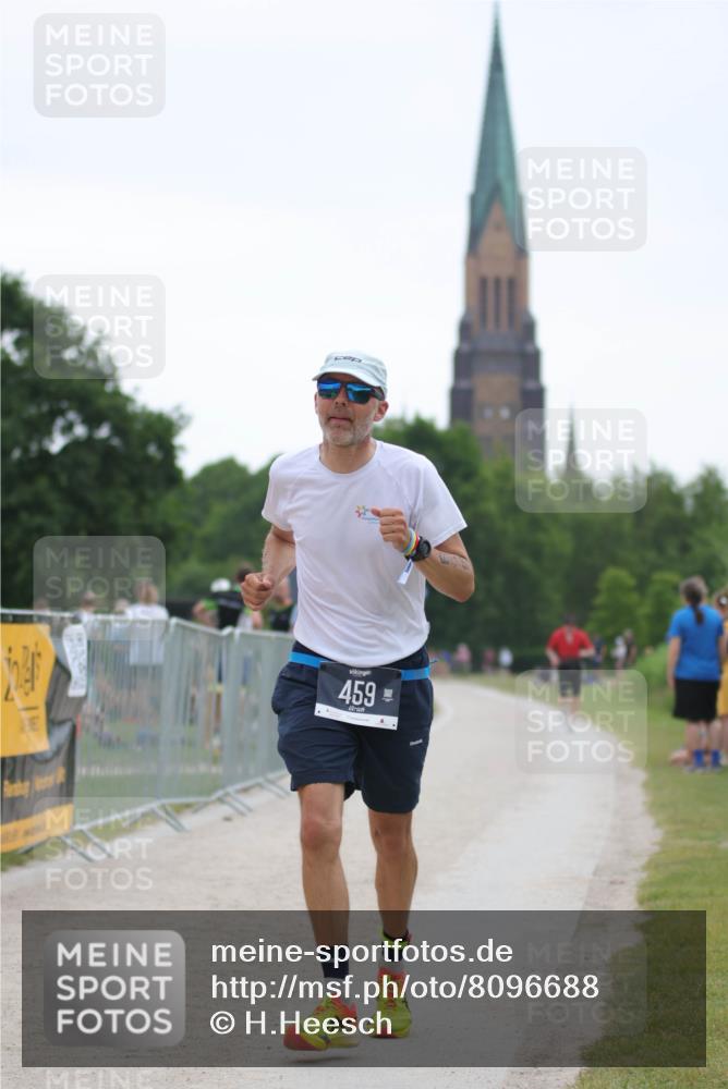 22.06.2025 - Viking Triathlon H.Heesch http://msf.ph/oto/8096688 22.06.2025 16:16:38 Laufen 263, 459 meine-sportfotos.de
