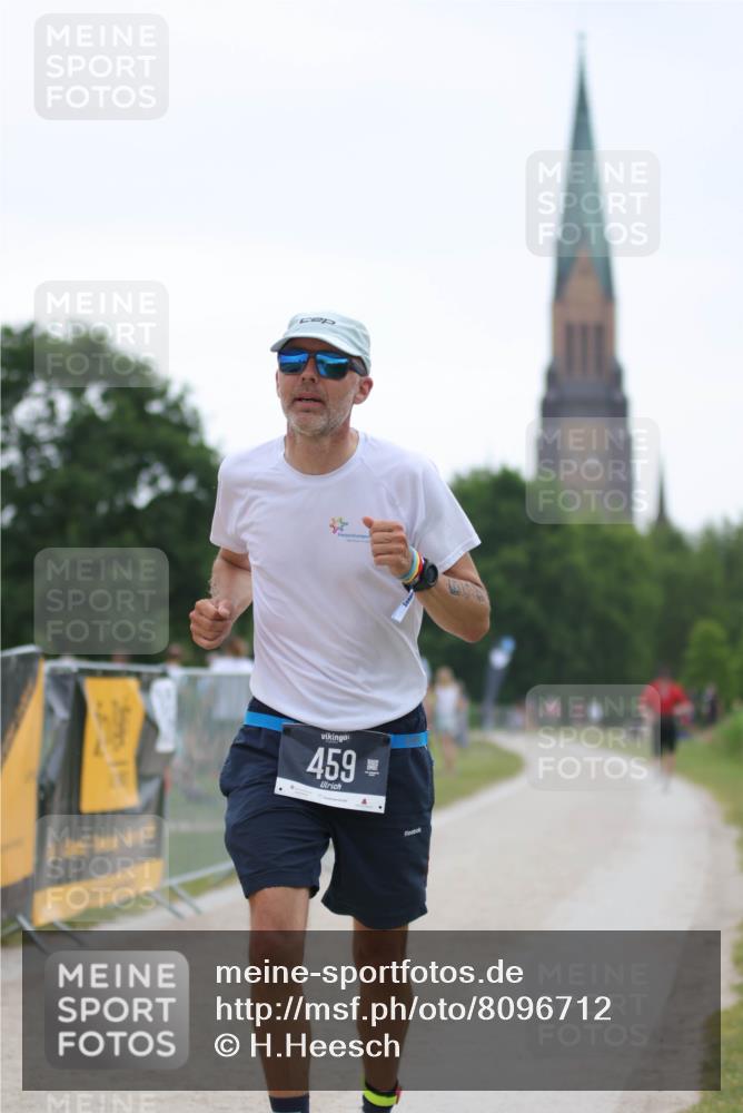 22.06.2025 - Viking Triathlon H.Heesch http://msf.ph/oto/8096712 22.06.2025 16:16:38 Laufen 263, 459 meine-sportfotos.de