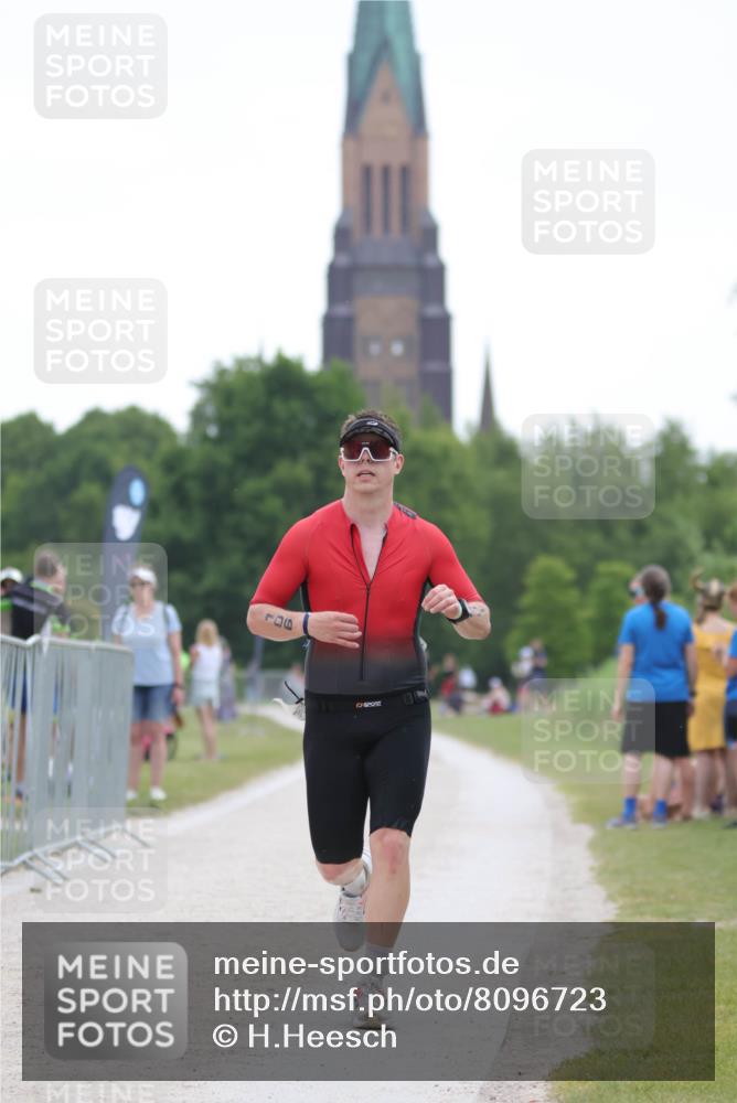 22.06.2025 - Viking Triathlon H.Heesch http://msf.ph/oto/8096723 22.06.2025 16:16:51 Laufen 106 meine-sportfotos.de