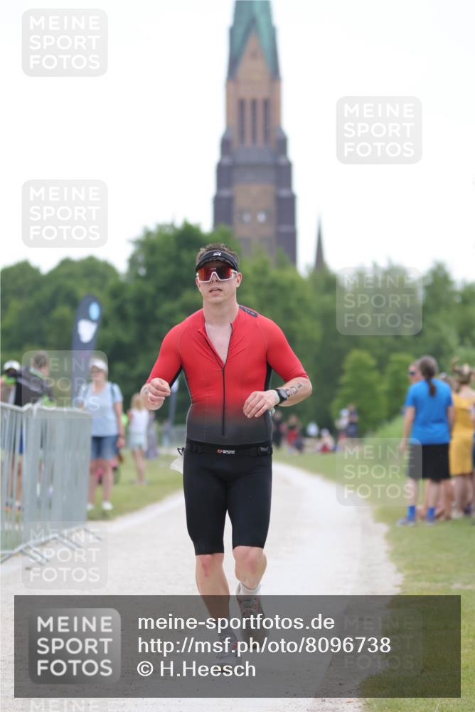 22.06.2025 - Viking Triathlon H.Heesch http://msf.ph/oto/8096738 22.06.2025 16:16:51 Laufen 106 meine-sportfotos.de