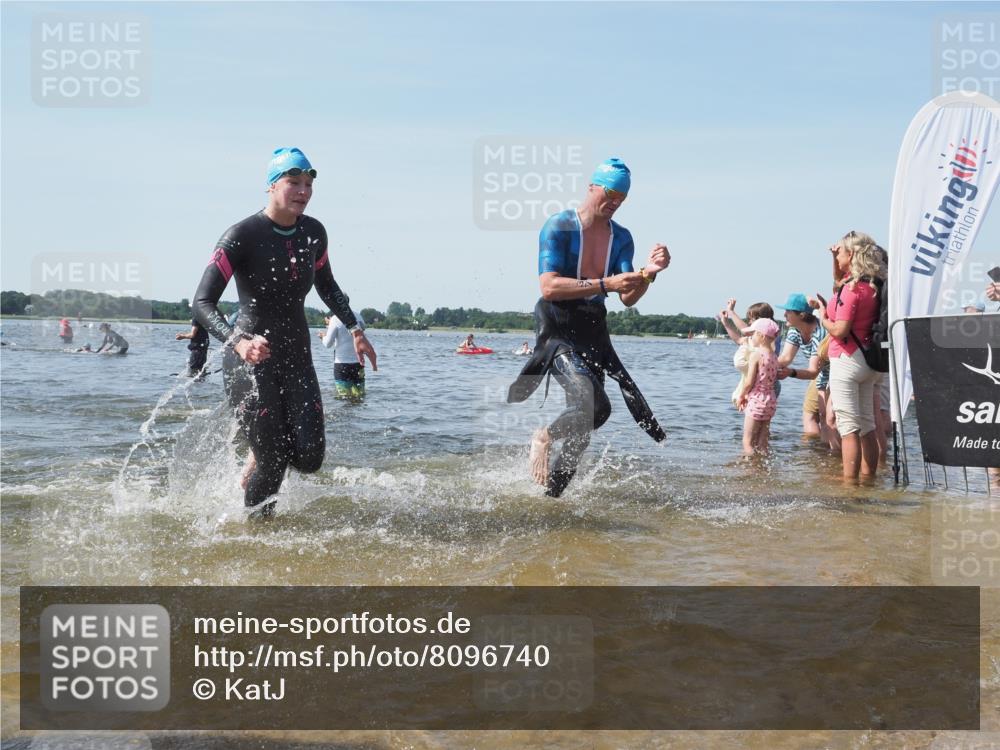 22.06.2025 - Viking Triathlon KatJ http://msf.ph/oto/8096740 22.06.2025 10:31:14 Schwimmen 216, 236, 237, 311, 330, 352, 549 meine-sportfotos.de