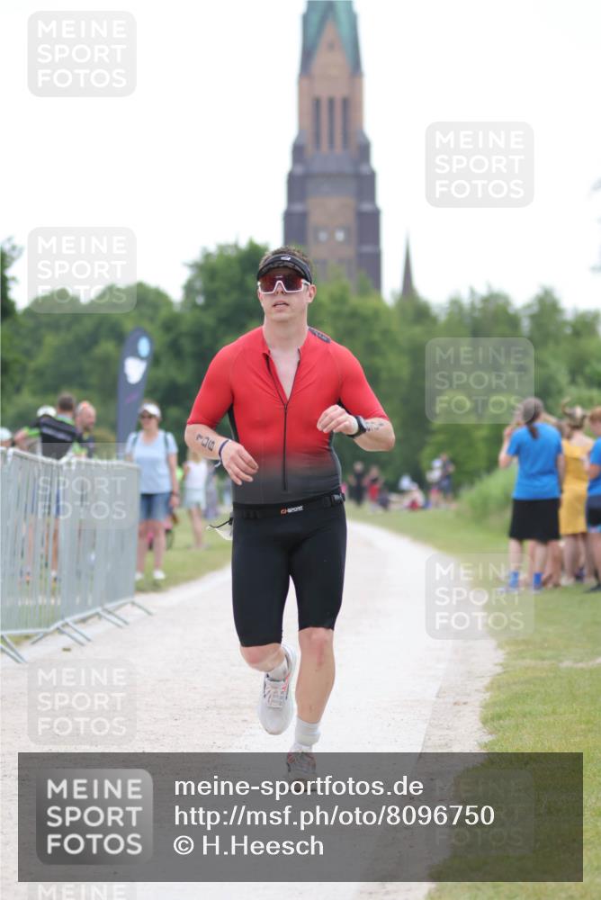 22.06.2025 - Viking Triathlon H.Heesch http://msf.ph/oto/8096750 22.06.2025 16:16:51 Laufen 106 meine-sportfotos.de