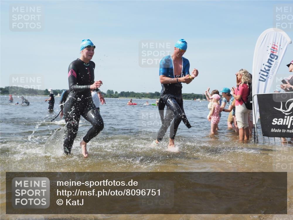22.06.2025 - Viking Triathlon KatJ http://msf.ph/oto/8096751 22.06.2025 10:31:14 Schwimmen 216, 236, 237, 311, 330, 352, 549 meine-sportfotos.de