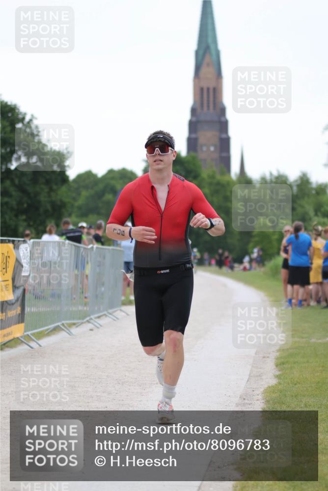 22.06.2025 - Viking Triathlon H.Heesch http://msf.ph/oto/8096783 22.06.2025 16:16:52 Laufen 106 meine-sportfotos.de