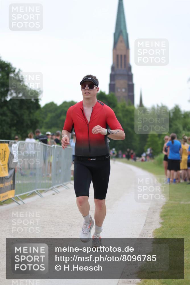 22.06.2025 - Viking Triathlon H.Heesch http://msf.ph/oto/8096785 22.06.2025 16:16:52 Laufen 106 meine-sportfotos.de