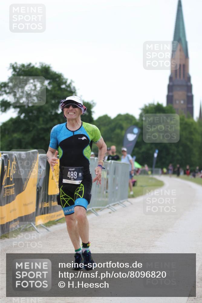 22.06.2025 - Viking Triathlon H.Heesch http://msf.ph/oto/8096820 22.06.2025 16:17:24 Laufen 489 meine-sportfotos.de