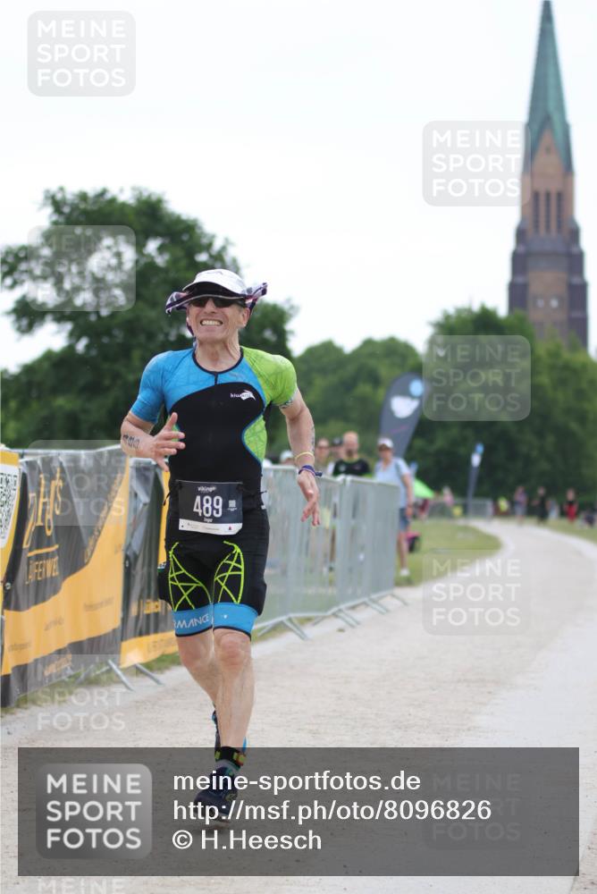 22.06.2025 - Viking Triathlon H.Heesch http://msf.ph/oto/8096826 22.06.2025 16:17:24 Laufen 489 meine-sportfotos.de