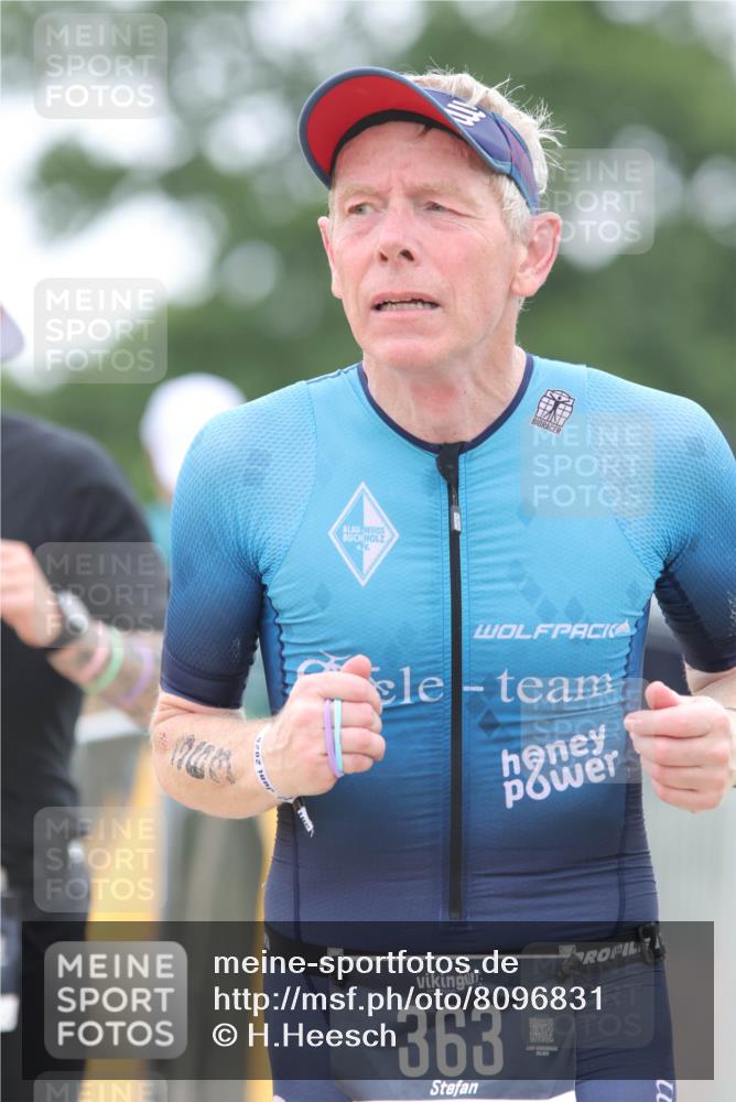 22.06.2025 - Viking Triathlon H.Heesch http://msf.ph/oto/8096831 22.06.2025 15:32:15 Laufen 297, 363, 442 meine-sportfotos.de