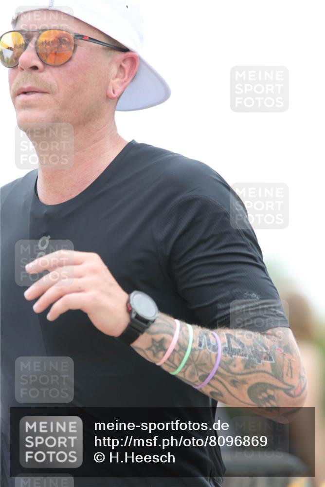 22.06.2025 - Viking Triathlon H.Heesch http://msf.ph/oto/8096869 22.06.2025 15:32:17 Laufen 297, 363, 442 meine-sportfotos.de