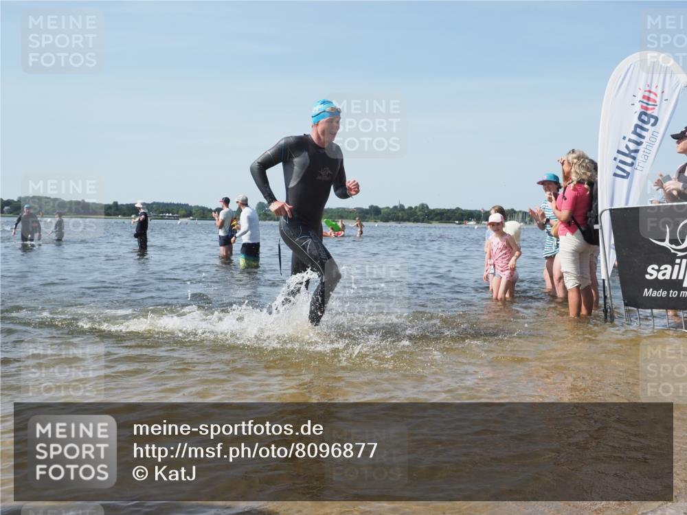 22.06.2025 - Viking Triathlon KatJ http://msf.ph/oto/8096877 22.06.2025 10:31:20 Schwimmen 3, 8, 216, 236, 311, 330, 469 meine-sportfotos.de