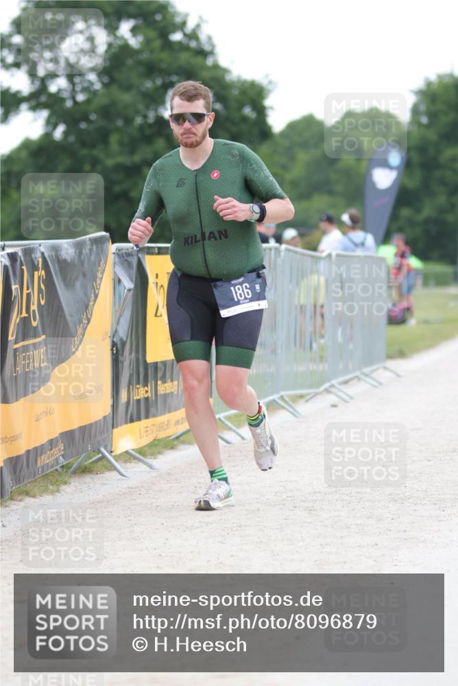 22.06.2025 - Viking Triathlon H.Heesch http://msf.ph/oto/8096879 22.06.2025 16:18:11 Laufen 186 meine-sportfotos.de