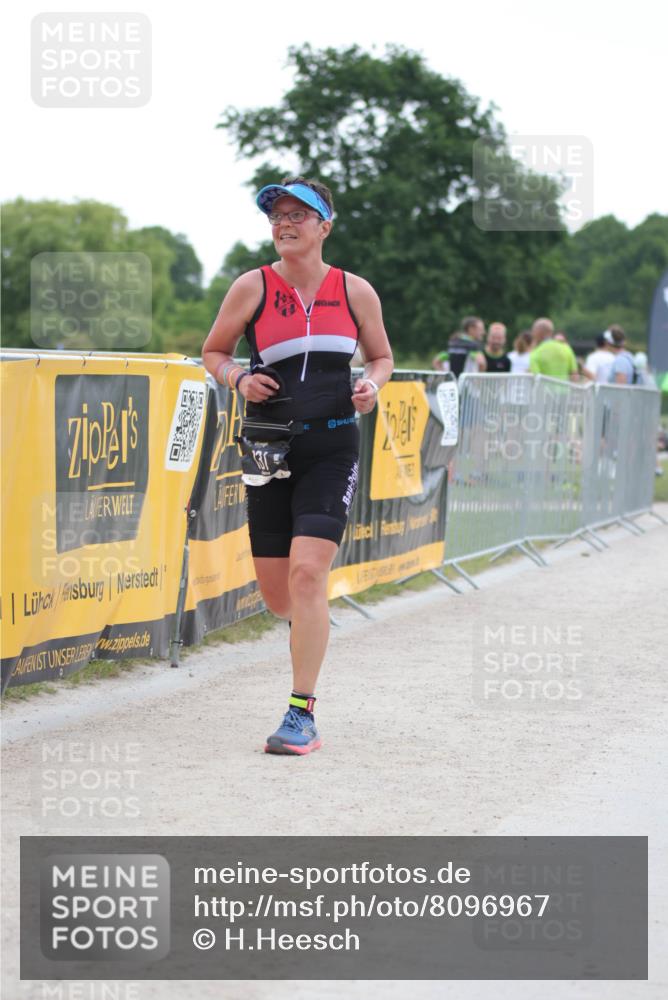22.06.2025 - Viking Triathlon H.Heesch http://msf.ph/oto/8096967 22.06.2025 16:20:07 Laufen 74, 131 meine-sportfotos.de