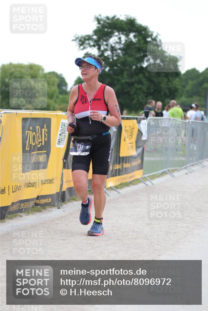 22.06.2025 - Viking Triathlon H.Heesch http://msf.ph/oto/8096972 22.06.2025 16:20:07 Laufen 74, 131 meine-sportfotos.de