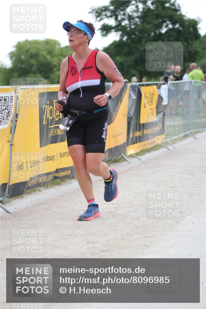 22.06.2025 - Viking Triathlon H.Heesch http://msf.ph/oto/8096985 22.06.2025 16:20:07 Laufen 74, 131 meine-sportfotos.de