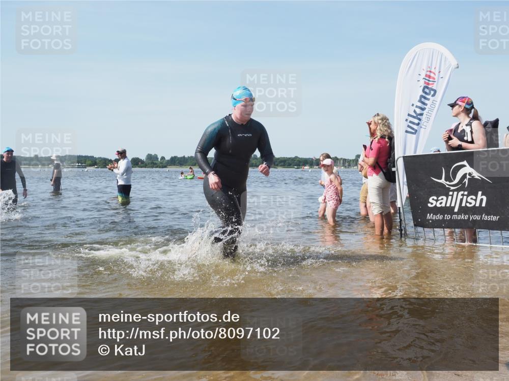 22.06.2025 - Viking Triathlon KatJ http://msf.ph/oto/8097102 22.06.2025 10:31:29 Schwimmen 3, 8, 137, 236, 311, 340, 469, 613, 648 meine-sportfotos.de