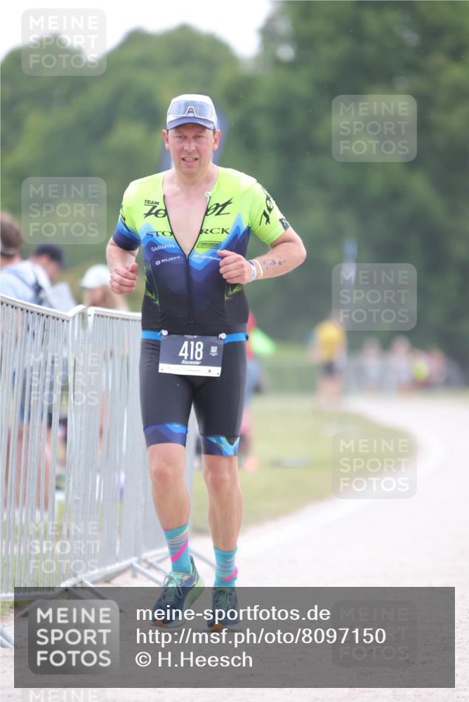22.06.2025 - Viking Triathlon H.Heesch http://msf.ph/oto/8097150 22.06.2025 16:21:24 Laufen  meine-sportfotos.de