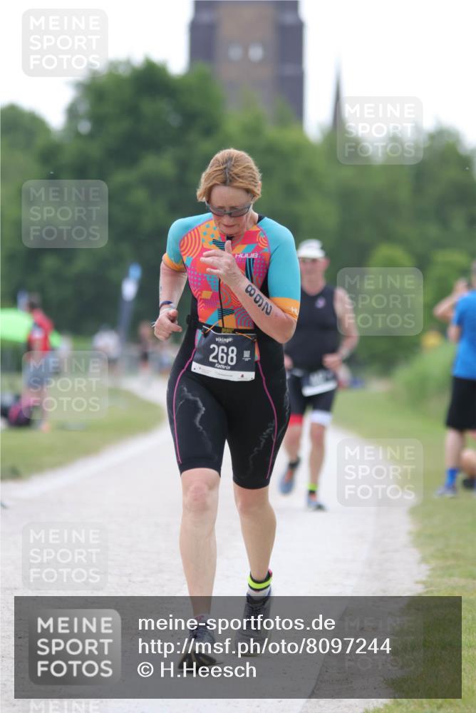 22.06.2025 - Viking Triathlon H.Heesch http://msf.ph/oto/8097244 22.06.2025 16:21:36 Laufen 268, 418, 447 meine-sportfotos.de