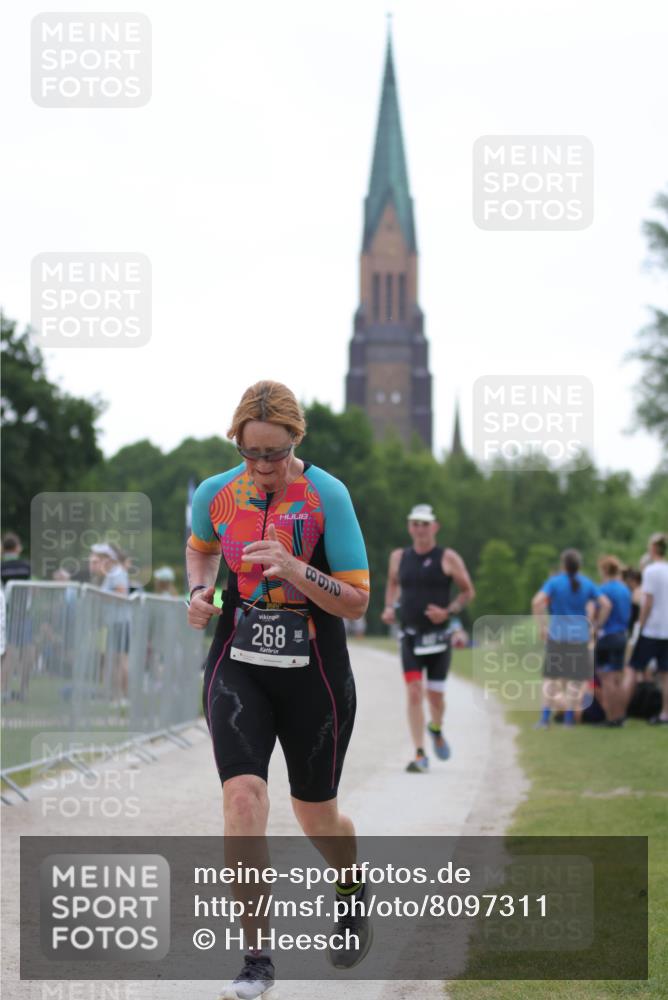 22.06.2025 - Viking Triathlon H.Heesch http://msf.ph/oto/8097311 22.06.2025 16:21:38 Laufen 268, 447 meine-sportfotos.de