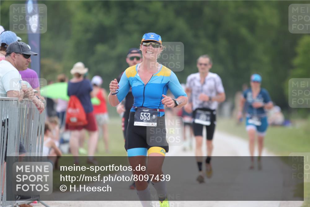 22.06.2025 - Viking Triathlon H.Heesch http://msf.ph/oto/8097439 22.06.2025 15:34:55 Laufen 273, 553 meine-sportfotos.de