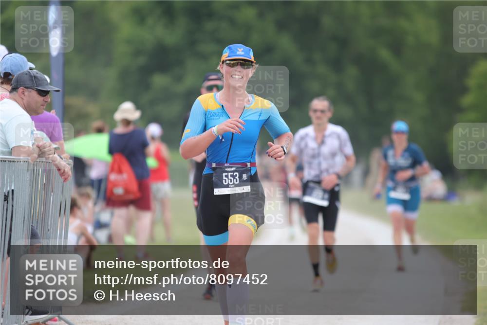22.06.2025 - Viking Triathlon H.Heesch http://msf.ph/oto/8097452 22.06.2025 15:34:55 Laufen 273, 553 meine-sportfotos.de