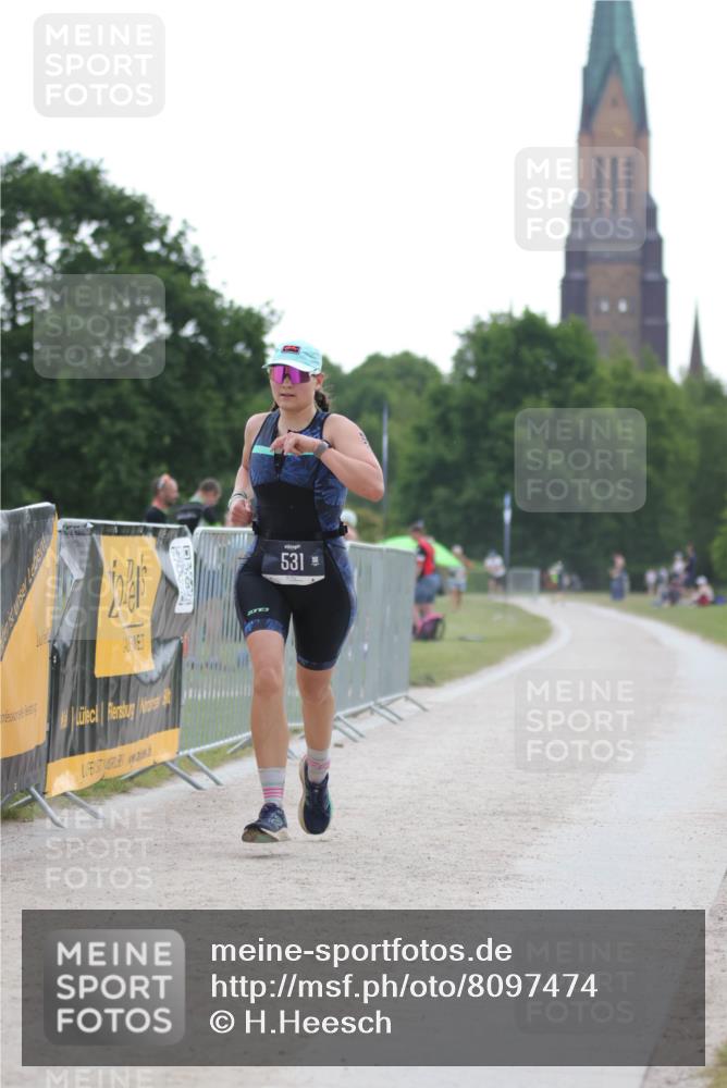 22.06.2025 - Viking Triathlon H.Heesch http://msf.ph/oto/8097474 22.06.2025 16:22:18 Laufen 425, 531 meine-sportfotos.de