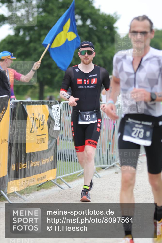 22.06.2025 - Viking Triathlon H.Heesch http://msf.ph/oto/8097564 22.06.2025 15:35:03 Laufen 133, 273, 324 meine-sportfotos.de