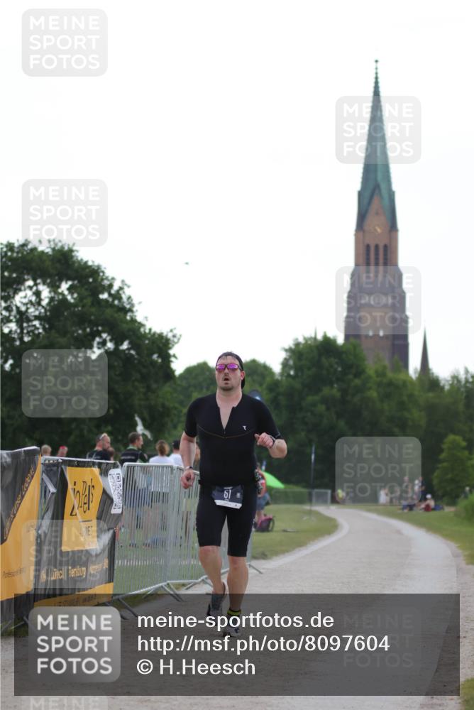 22.06.2025 - Viking Triathlon H.Heesch http://msf.ph/oto/8097604 22.06.2025 16:24:15 Laufen 51 meine-sportfotos.de