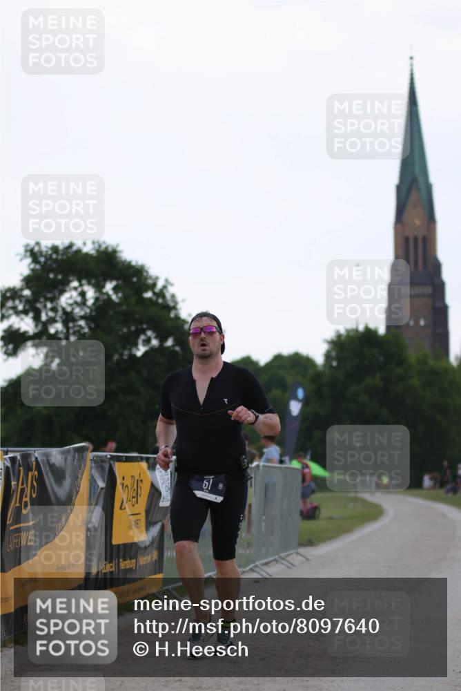 22.06.2025 - Viking Triathlon H.Heesch http://msf.ph/oto/8097640 22.06.2025 16:24:16 Laufen 51 meine-sportfotos.de