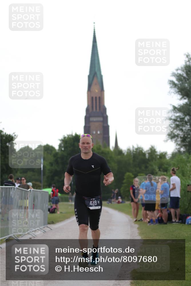22.06.2025 - Viking Triathlon H.Heesch http://msf.ph/oto/8097680 22.06.2025 16:25:02 Laufen 439 meine-sportfotos.de