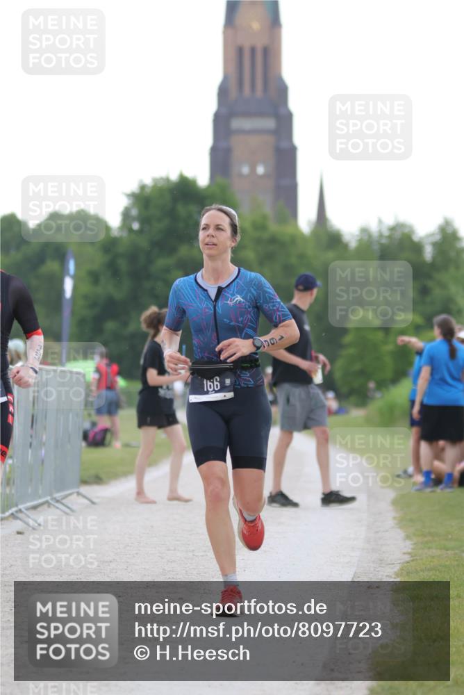 22.06.2025 - Viking Triathlon H.Heesch http://msf.ph/oto/8097723 22.06.2025 16:25:22 Laufen 133, 166 meine-sportfotos.de