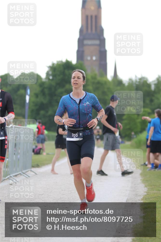 22.06.2025 - Viking Triathlon H.Heesch http://msf.ph/oto/8097725 22.06.2025 16:25:22 Laufen 133, 166 meine-sportfotos.de
